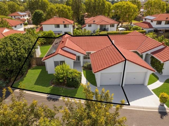 Downsize, Invest or Possess! Charming Cornhill Gardens Delight!