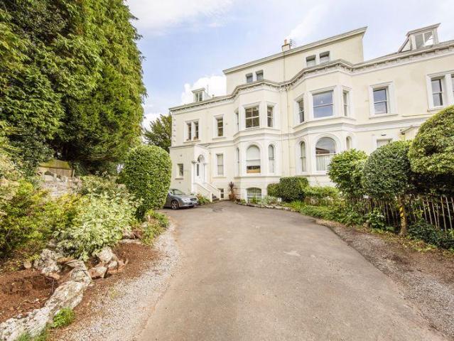 Downside Road, Bristol, BS8 2XE 3 bed apartment to rent £4,500 pcm £1,038 pw