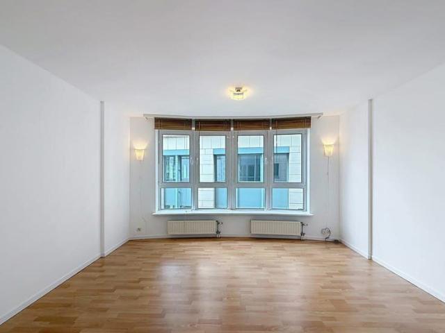 Downtown: 2 bedroom apartment
