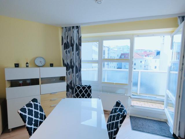 Downtown Vibes | Stylish City Apartment, Hannover Amsterdam Apartments for Rent
