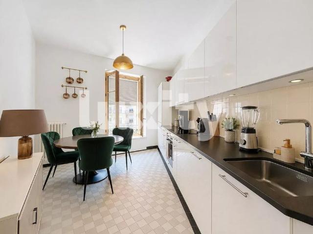 Downtown apartment