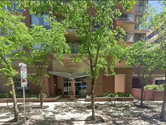 Downtown Calgary 2 Bedroom Condo with Parking & Storage RP424 — 2 Bedrooms Condo Unit