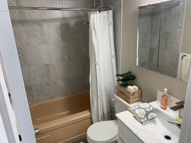 Downtown Edmonton Apartments 1 Bedroom Apartment for Rent at 9835 106 St Nw, Edmonton, AB T5K 1C3 Downtown Edmonton