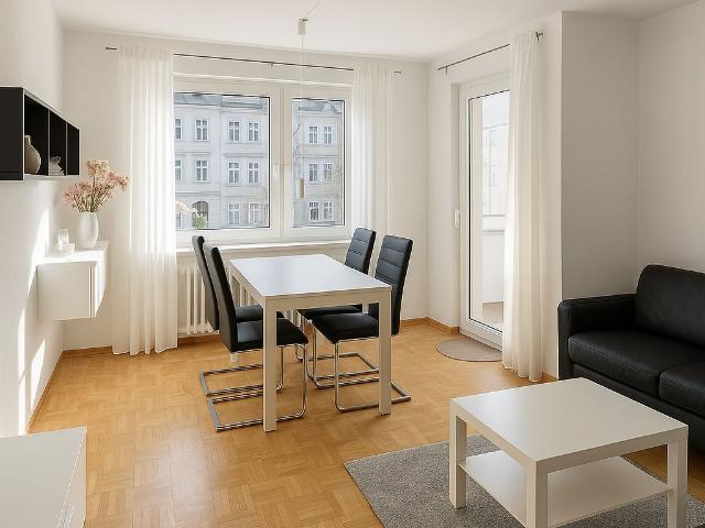 Downtown living Stuttgart, Stuttgart Amsterdam Apartments for Rent