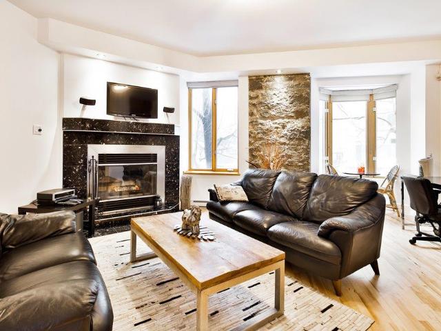 Downtown Montreal Furnished Townhouse Rental on Overdale Street – Stylish 2 Bedroom with 1 Bathroom plus Private Patio and Exposed Brick