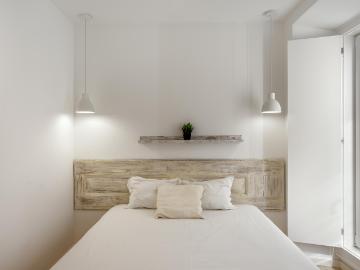 DOWNTOWN MODERN APARTMENTS I by Homing