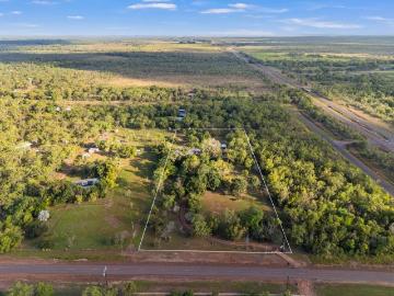 House for sale in Darwin River - Swimming pool