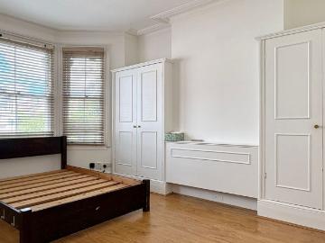 Doyle Gardens, London NW10, 2 bed maisonette to rent, £4,100 pcm | PrimeLocation