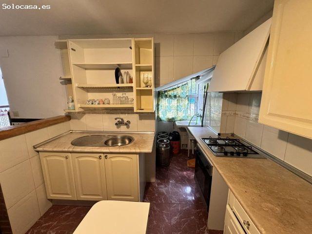 DLR 1773 Hermosa Casa de Dos Plantas con Amplias Zonas Verdes y Acceso al Río Darro – Sacromonte