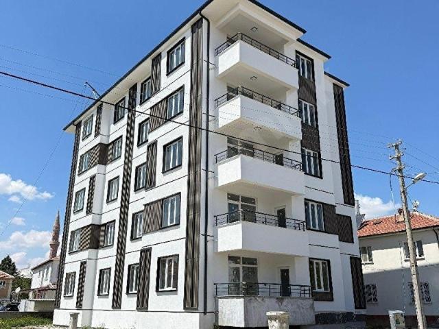 DMK GAYRİMENKULDEN SATILI GENİŞ FERAH 2+1 SIFIR DAİRELER