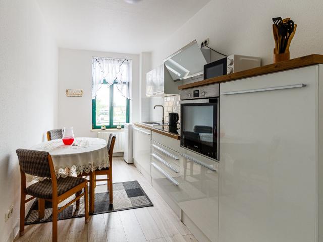 DSK apartment Fully Furnished 2 Bedroom Apartment with Balcony – Ideal for 4 Guests, Leipzig Amsterdam Apartments for Rent