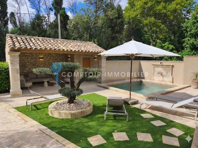 DPT 13 Maillane A vendre Mas avec piscine
