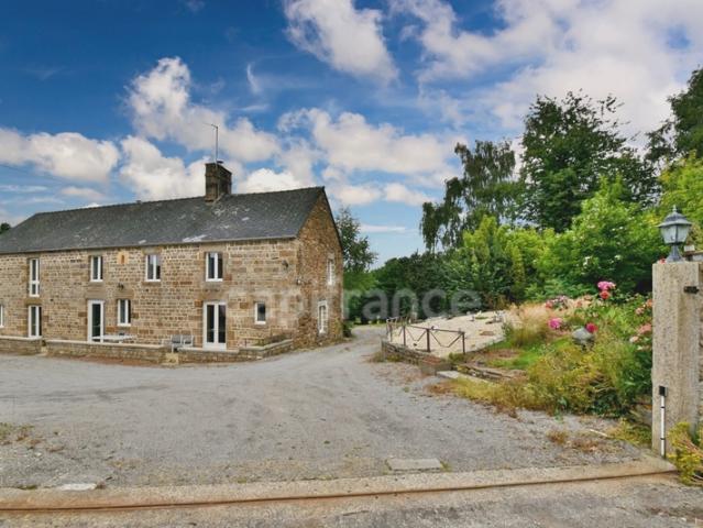 Dpt 35, à vendre maison de caractère en pierre 8 Pièces / 6 chambres