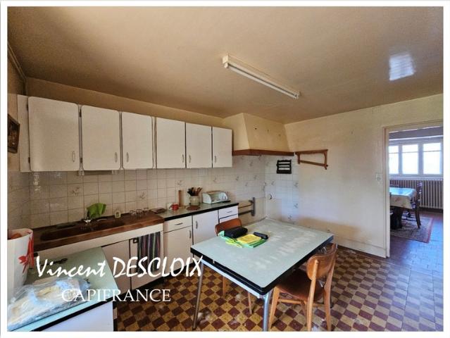 Dpt Côte d'Or 21340, à vendre THURY maison P5 avec terrain et dépendances