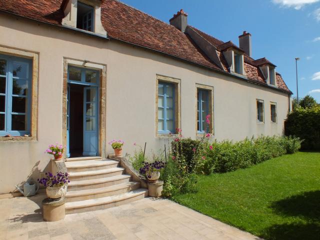 Dpt Côte d'Or 21, à vendre SEMUR EN AUXOIS propriete P15