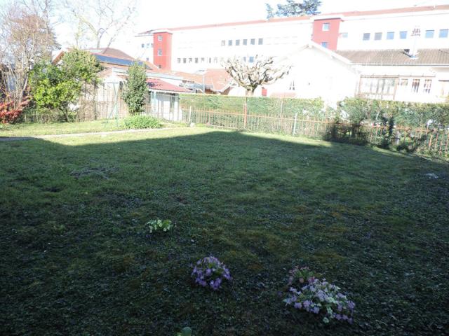 Dpt Ain 01, à vendre BOURG EN BRESSE, maison de caractère avec dépendance et fort potentiel – Terrain de 570 m²