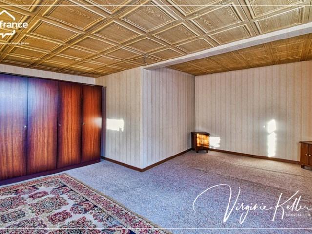 Dpt Bas Rhin 67, à vendre proche de INGWILLER Maison à rénover de 145 m² Dépendance 40 m² Terrain de 125 m²