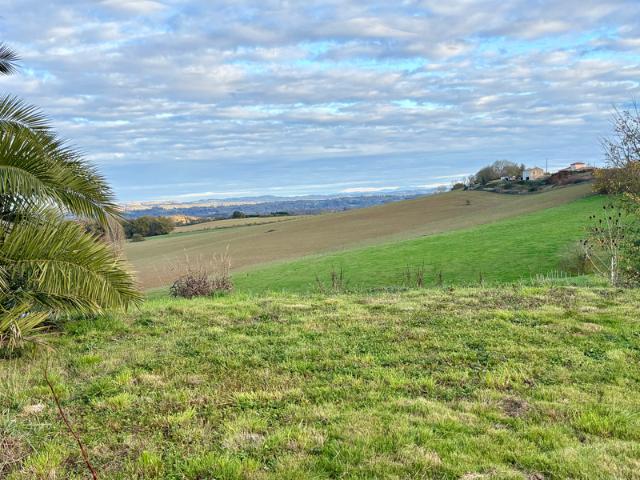 Dpt Gers 32, à vendre SAINTE DODE Maison T4 de 105 m² habitables à terminer sur 3519 m² de terrain, au calme