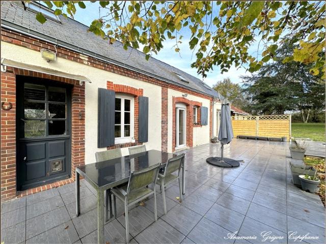 Dpt Eure et Loir 28, à vendre ARROU maison de 170 m² Terrain de 3 700,00 m²