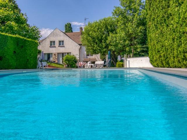 Dpt Haut Rhin 68, à vendre MULHOUSE maison d'architecte 372 m2 dans son magnifique jardin