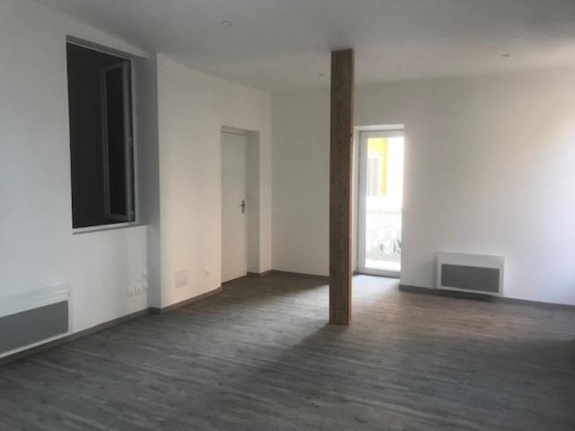 Dpt Hautes Pyrénées 65, à vendre BAGNERES DE BIGORRE appartement T2