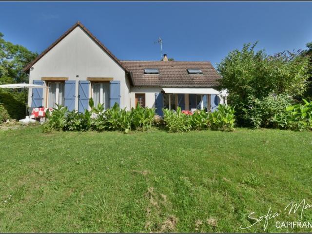 Dpt Indre 36, à vendre CHASSIGNOLLES maison 7 pièces 143m² Chassignolles