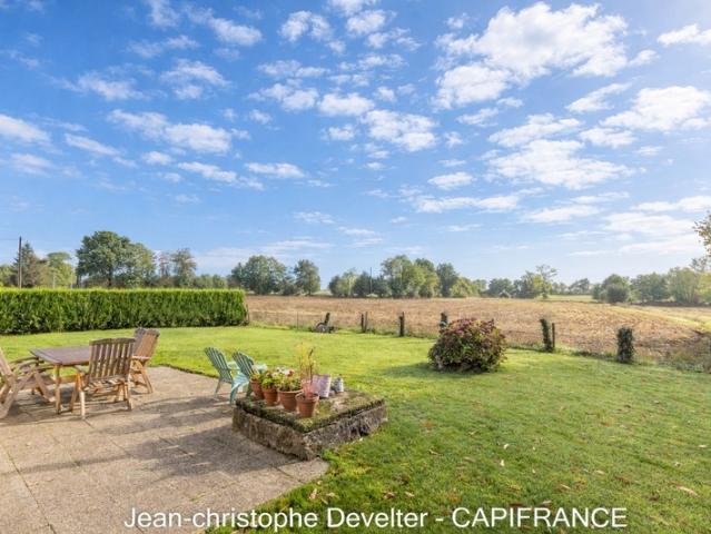 Dpt Orne 61, à vendre PASSAIS LA CONCEPTION maison 2 chambres sur terrain 1000 m2