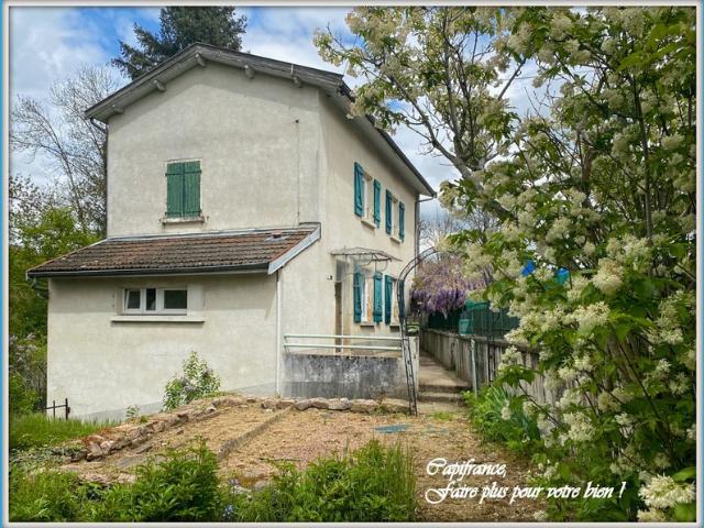 Dpt Saône et Loire 71, à vendre LA CHAPELLE SOUS DUN maison 78 m² 4 pièces, 2 chambres, sur un terrain de 826 m²