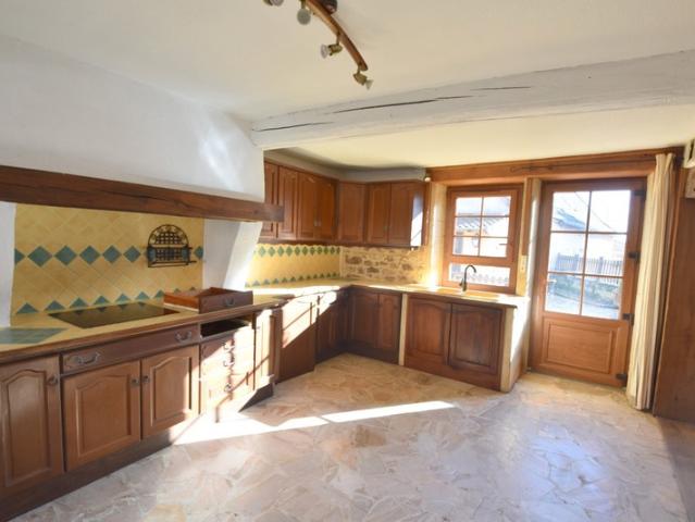 Dpt Saône et Loire 71, à vendre LA MOTTE SAINT JEAN maison P4