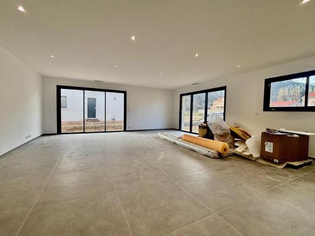 Dpt Pyrénées Orientales 66, à vendre RIA SIRACH maison neuve 4 pièces 111m² terrain 504 m²