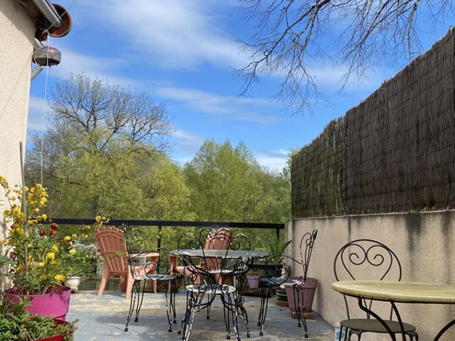 Dpt Yonne 89, à vendre MASSANGIS Charmante maison prête à vivre avec vue sur le Serein 4 chambres Garage