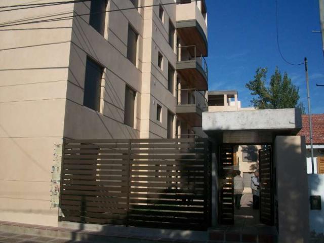 DPTO ALQUILER 1 DORM LOMAS DE SAN MARTÍN CON PATIO