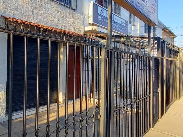 DPTO CENTRO DE PUENTE ALTO A PASOS DEL METRO $ 300.000