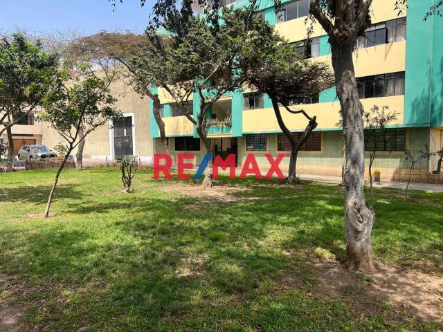 Dpto. En Venta Con Vista A Parque En Chacra Rios Norte ¡ Excelente Ubicacion !