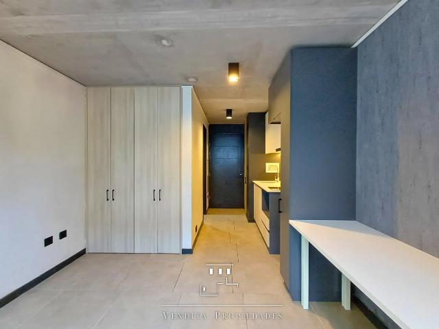 Dpto estudio impecable gastos comunes $25.000 lincoyán 40