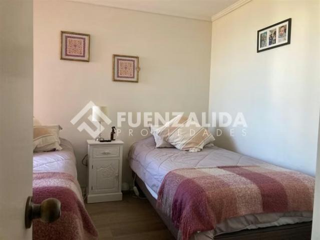 Dpto vende 2d/2b vista al mar a pasos de la playa de reñaca. 2 dormitorios por 4800.00 en Viña del Mar