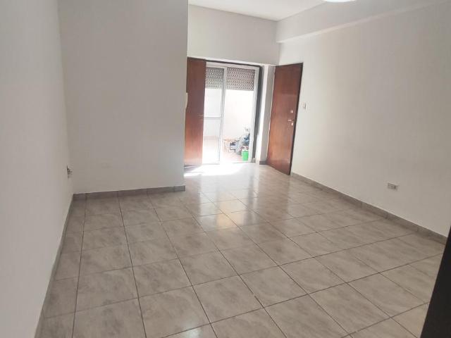 Dpto 2 dorm y 2 patios PB