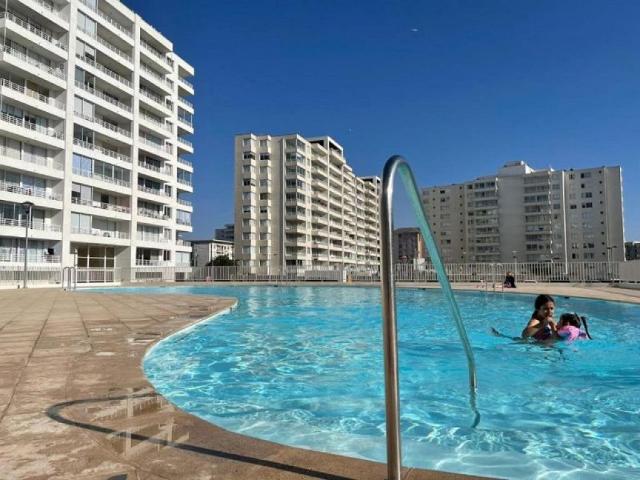 Dpto. 3 dorm. 2 b. pasos de playa. La Serena