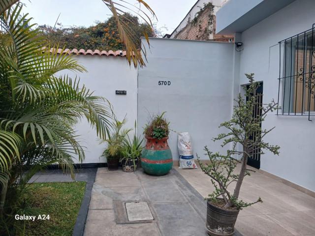 dpto 3 dormitorios amplios Miraflores cerca a Huaca Pucllana
