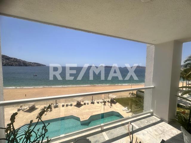 Dpvt departamento de playa en venta Bahía