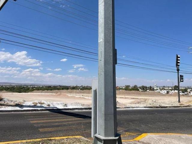 DR TERRENO EN VENTA EN ESQUINA SOBRE LA AV. JUAN PABLO SEGUNDO, ESQ