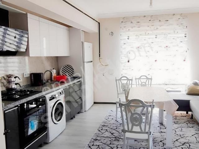 Dr. Alp Tower Sitesi 1+1 Net 45 M² 3.kat Eşyalı Kiralık Daire