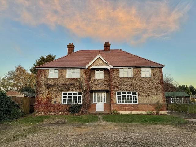 Drove Road, Biggleswade SG18, 5 bed property to rent, £2,500 pcm | PrimeLocation