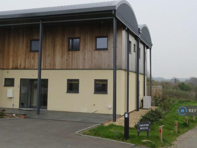 Drover House, Crawley, Winchester, SO21 4 bed semi detached house to rent £2,150 pcm £496 pw