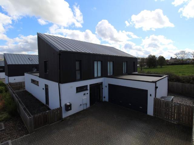Drovers Meadow, Bronllys, Brecon LD3, 3 bed property to rent, £2,200 pcm | PrimeLocation