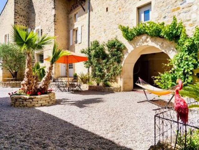 DROME PROVENCALE DOMAINE D'EXCEPTION 15 HA