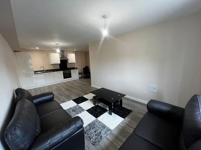 Drawbridge House, City Road, Manchester M15, 2 bed flat to rent, £1,250 pcm | PrimeLocation