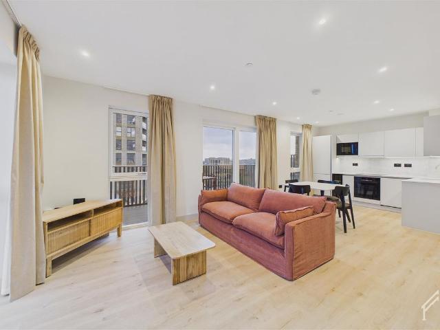 Draycote House, Caversham Road, London NW9, 2 bed flat to rent, £2,675 pcm | PrimeLocation