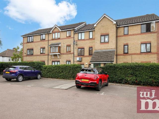Draycott Close, Whisperwood NW2, 2 bed flat to rent, £1,850 pcm | PrimeLocation