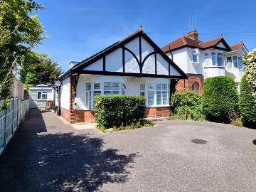 Drayton, Hampshire PO6, 4 bed detached bungalow to rent, £2,650 pcm | PrimeLocation